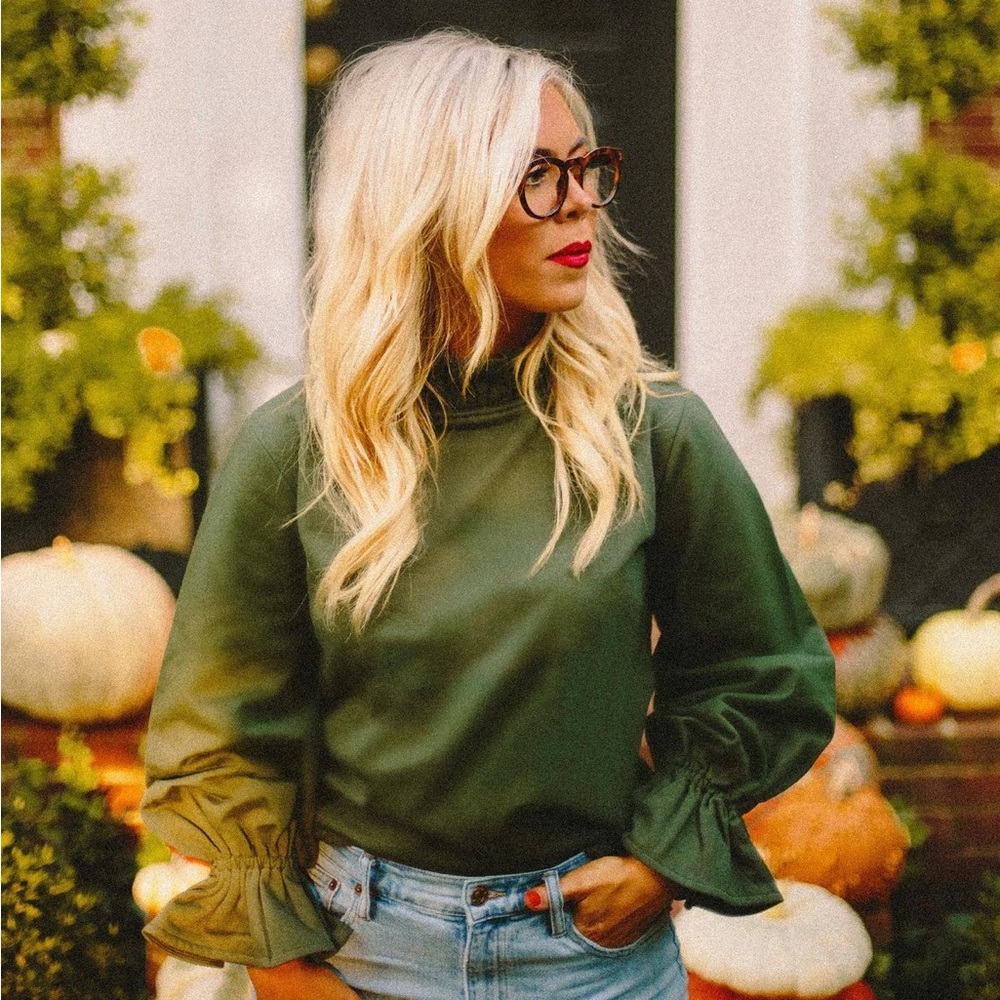 elizabeth wilson ruffled sweatshirt